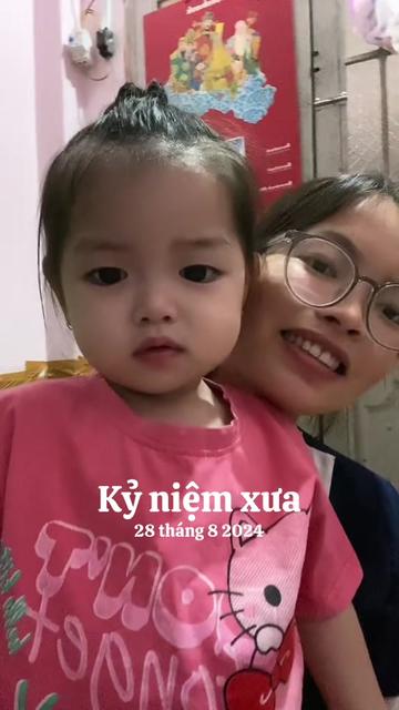 @Mẹ 2 b&eacute; &Yacute; Nh&acirc;n