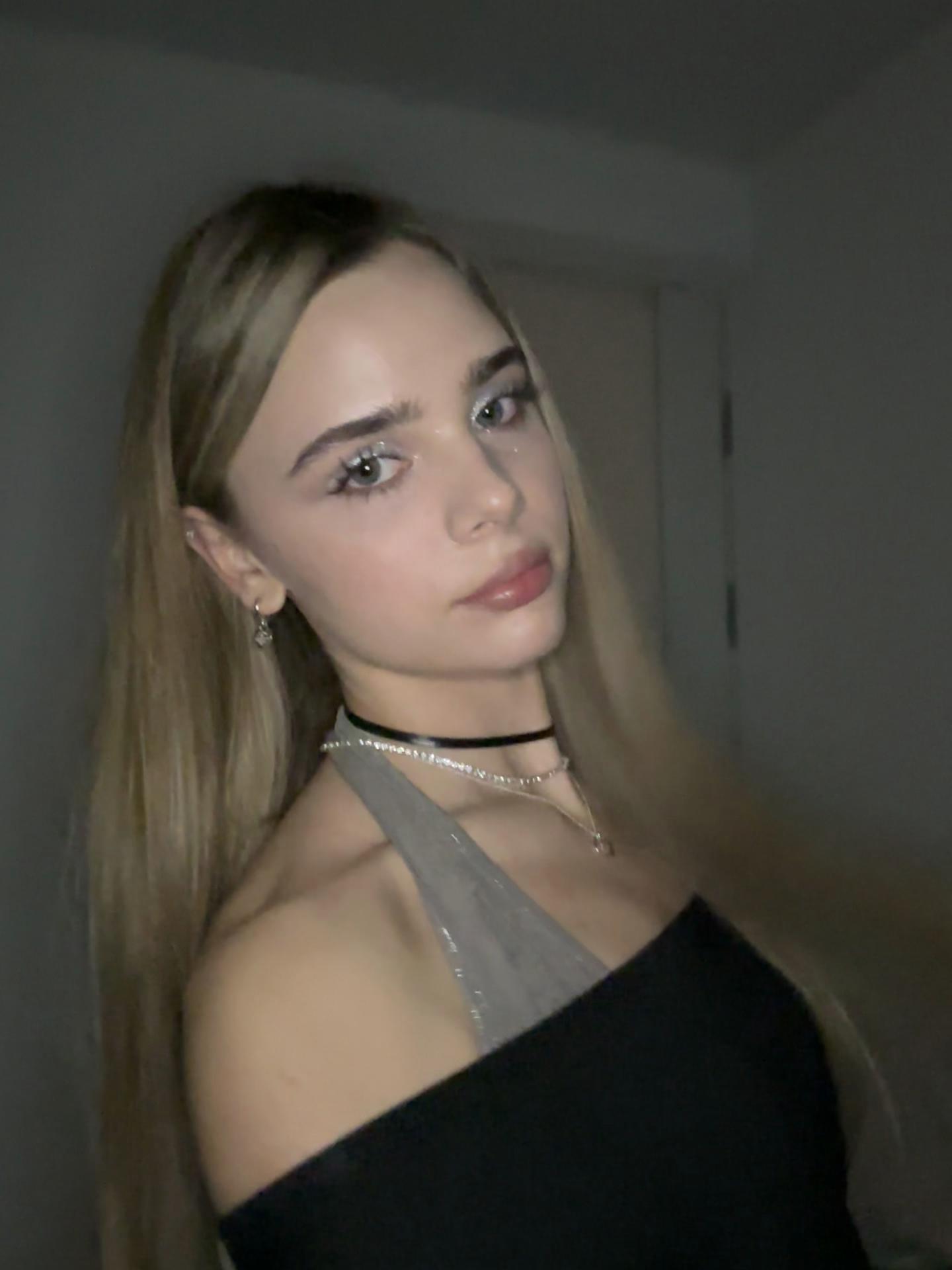 @glo0mz