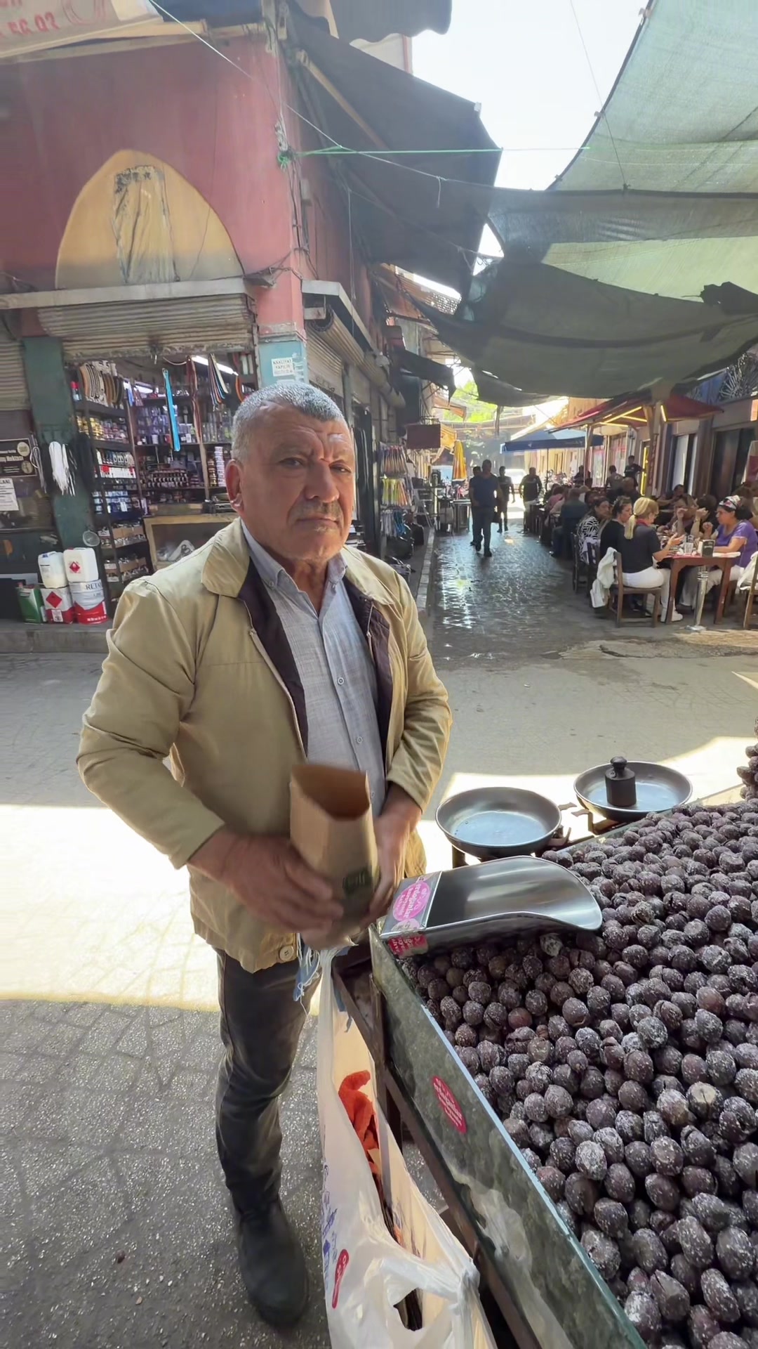 @Bug&uuml;n Ne Yesek Yaa ?