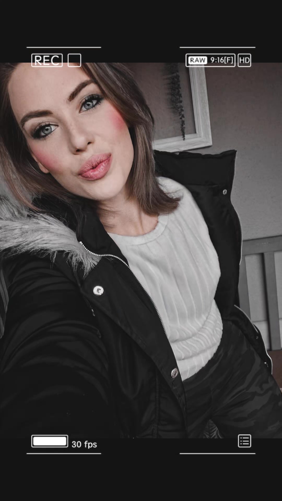 @ChaniaJ