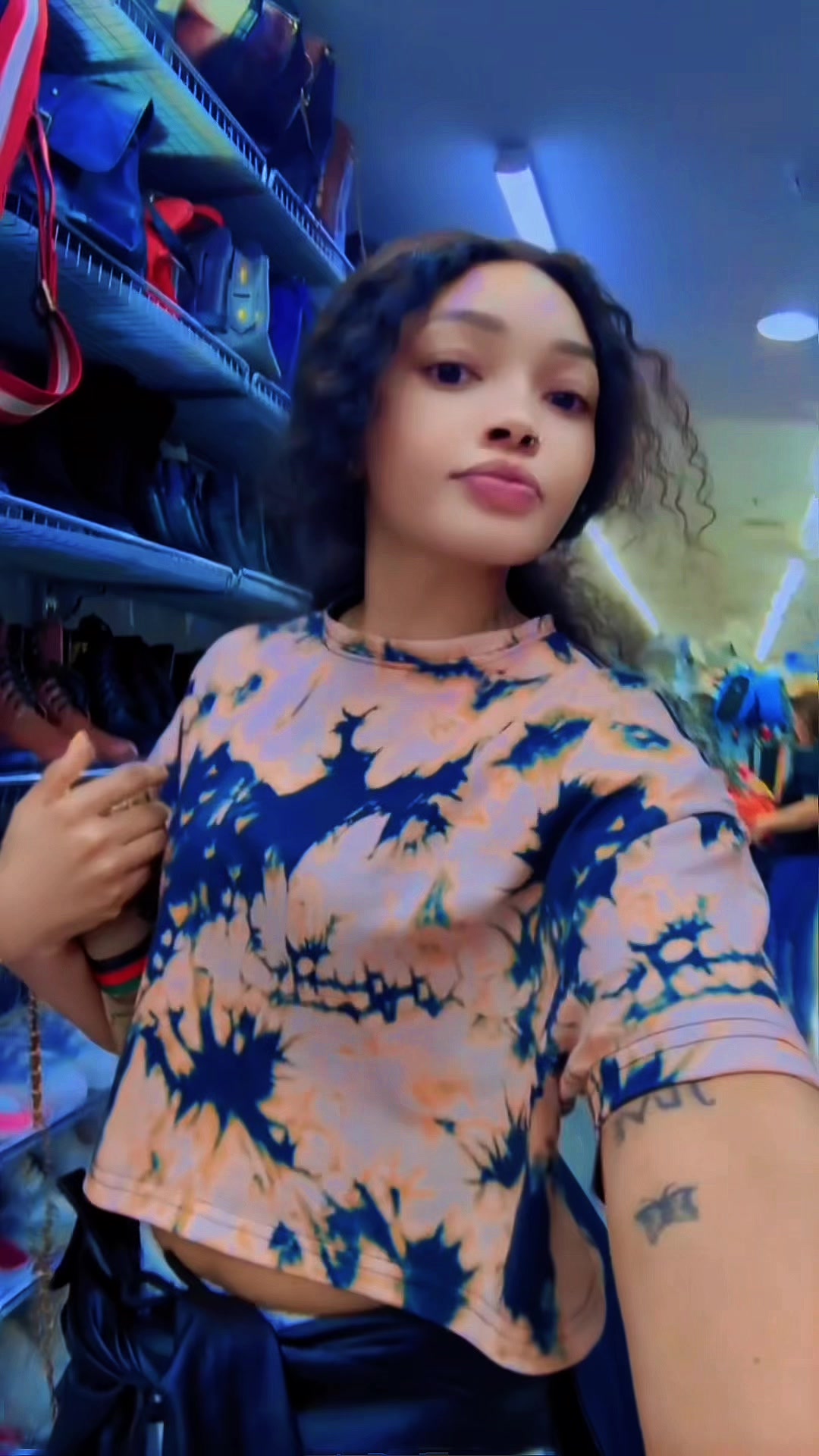 @𝐏𝐞𝐫𝐢𝐬 ᥫ᭡ 🦋✨