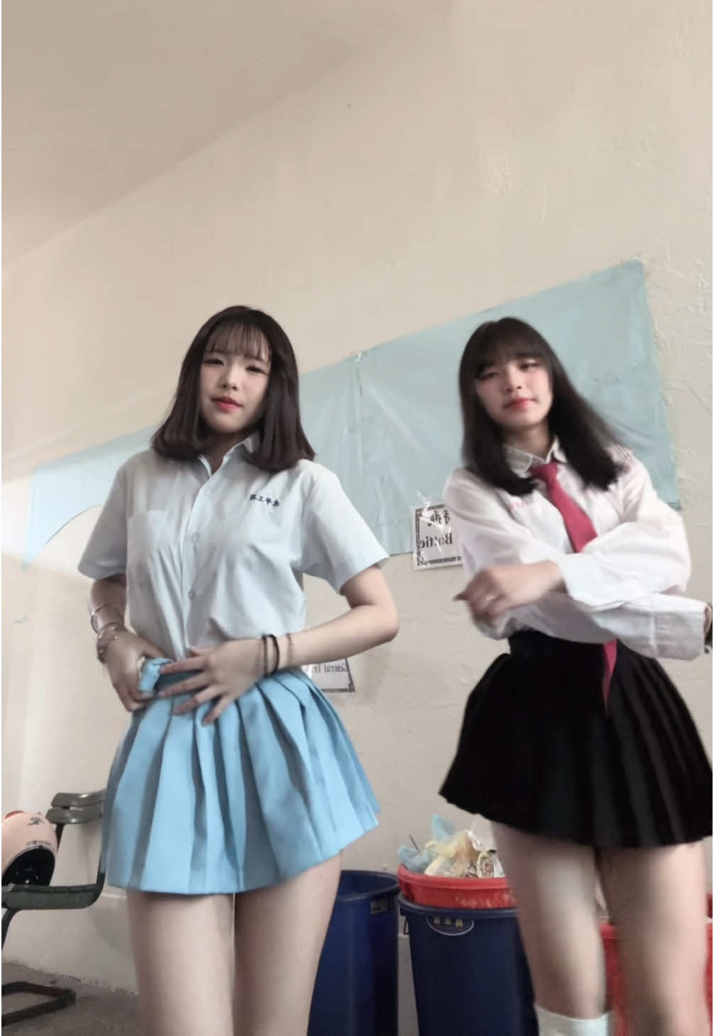 @𝑹