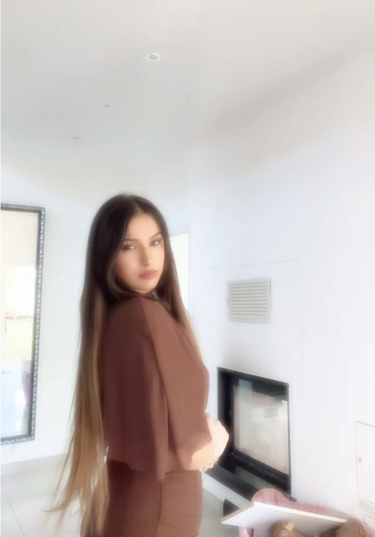 @𝓡𝓸𝓳𝓲𝓷
