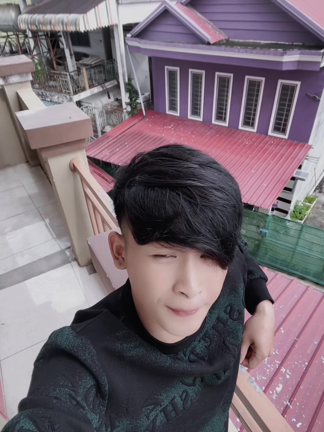 @អ្នក បង្កើតមនុស្ស