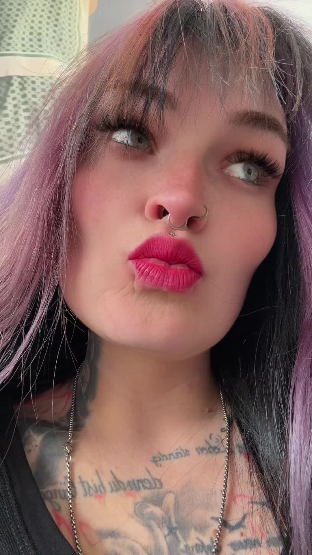 @Michelle🦅
