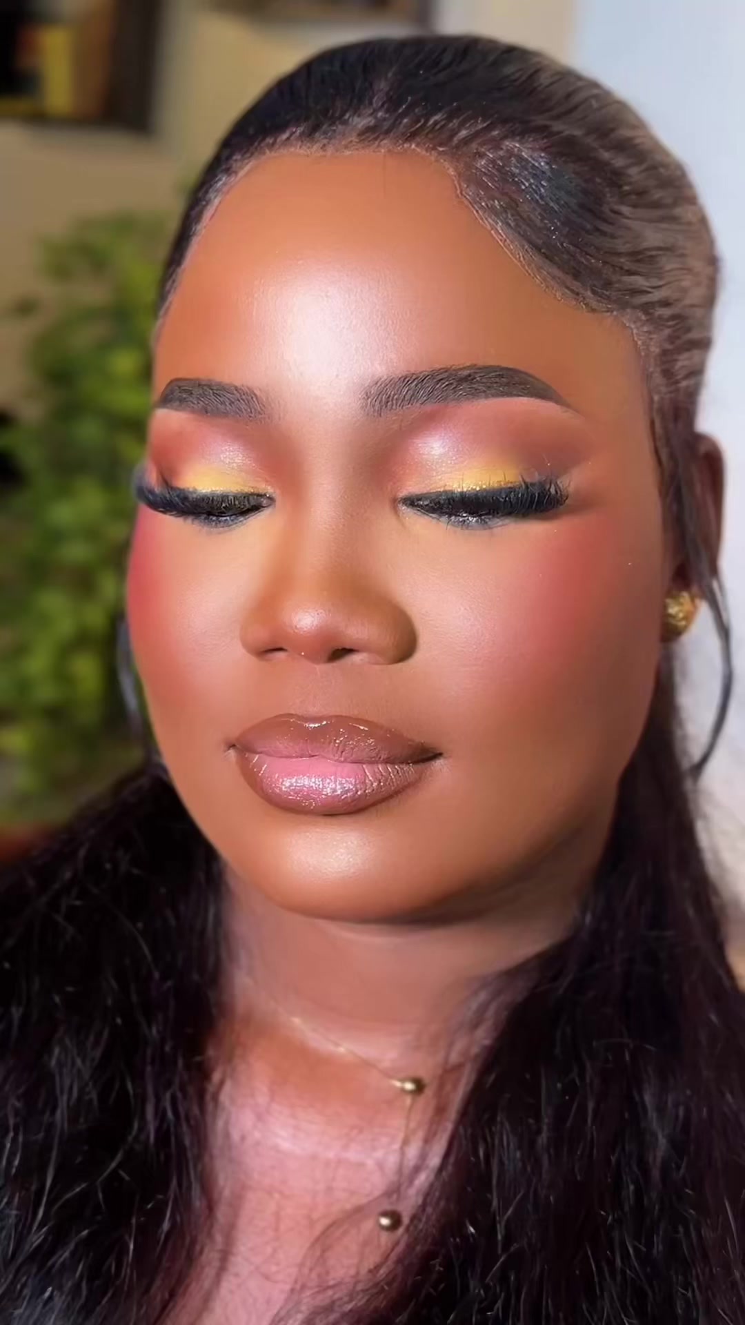 @Bossy makeup artist in owerri