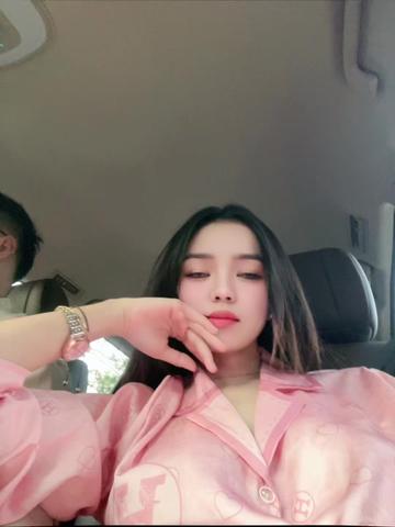 @Li Mei 🇨🇳