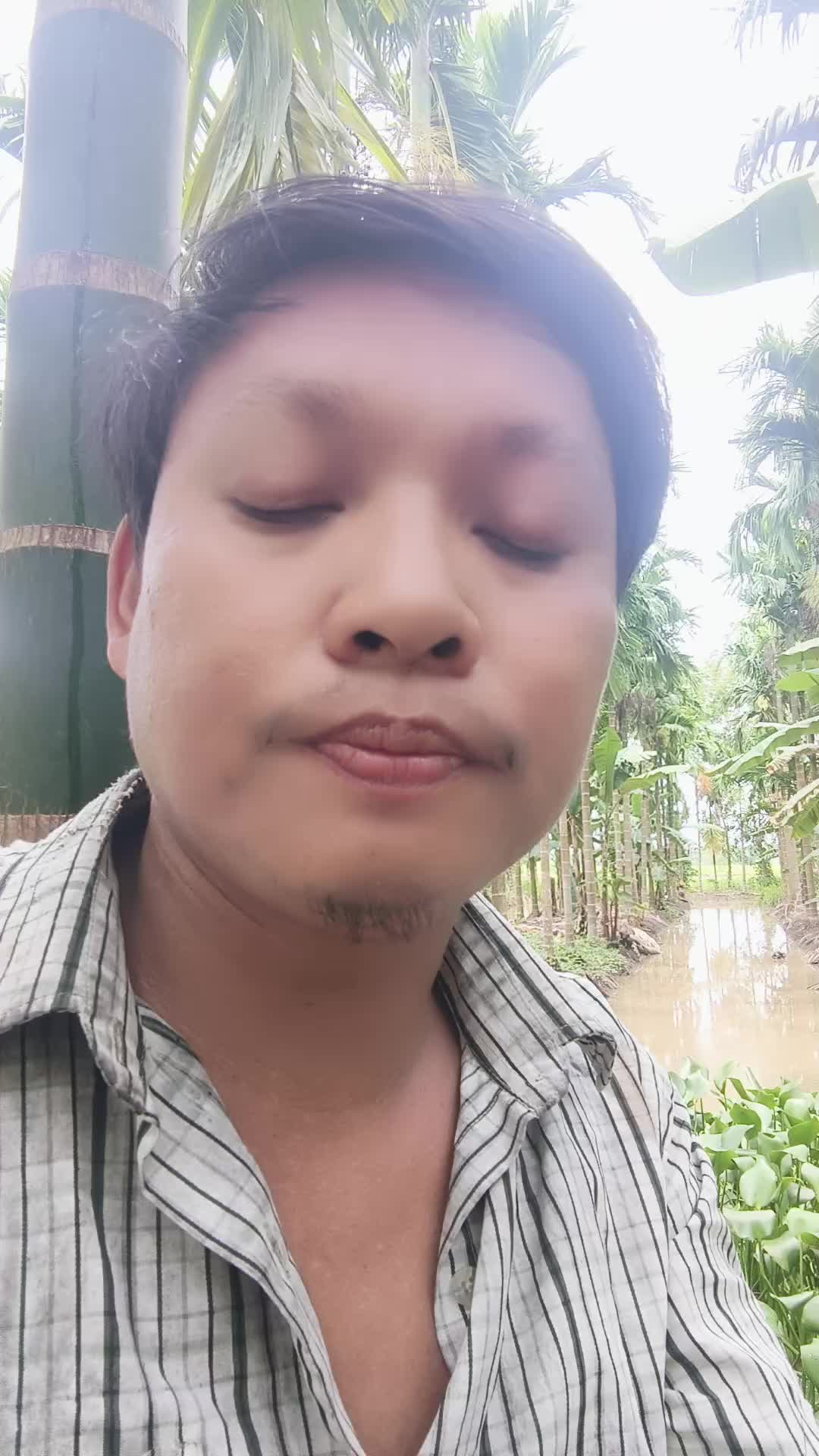 @Lin Htetသီချင်းချစ်မြတ်နိုးသူ