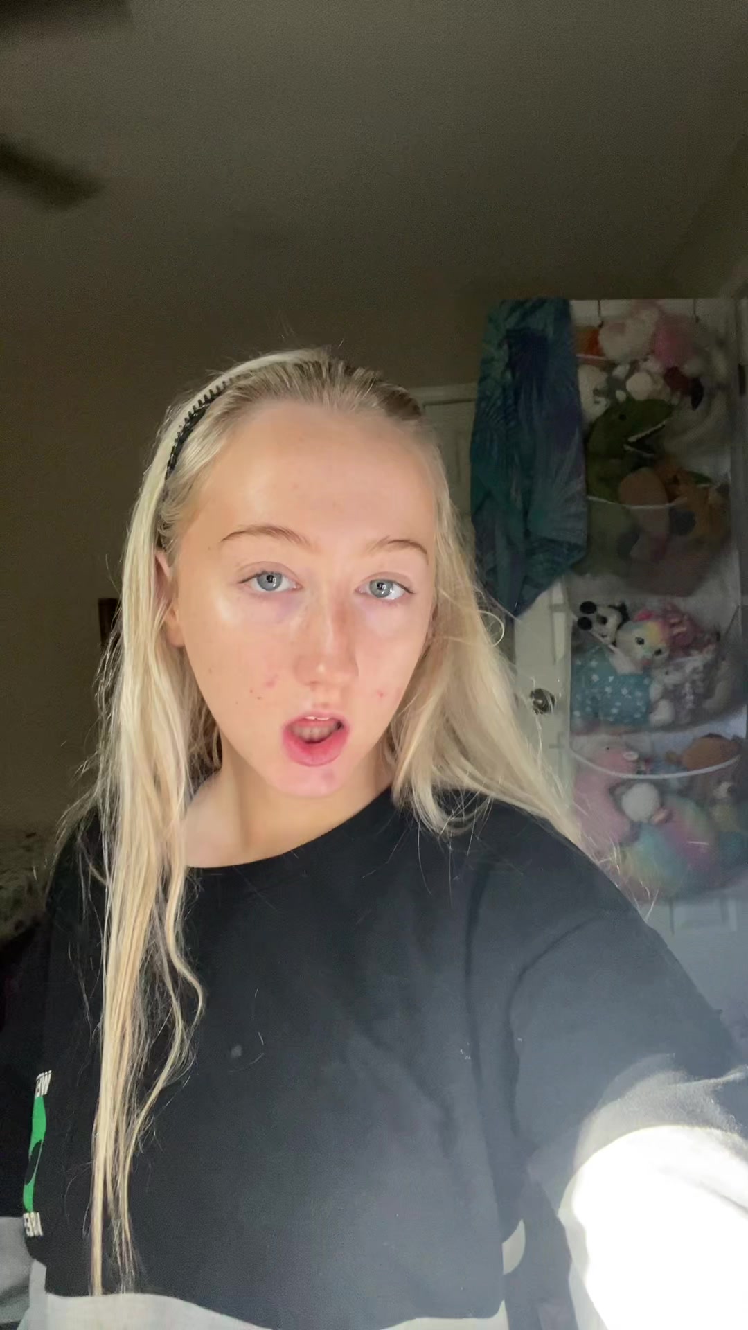 @ibelieveinunicorns111