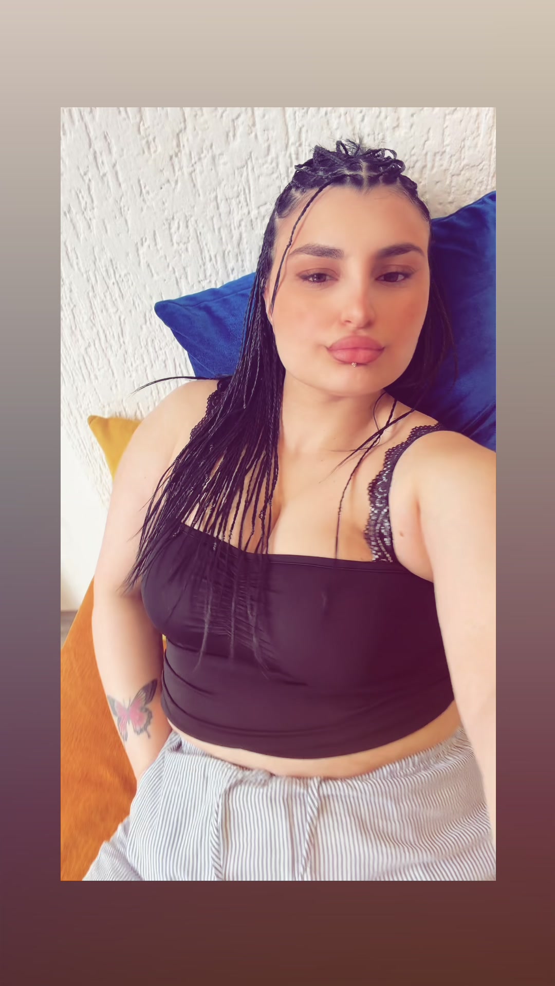 @ხატია
