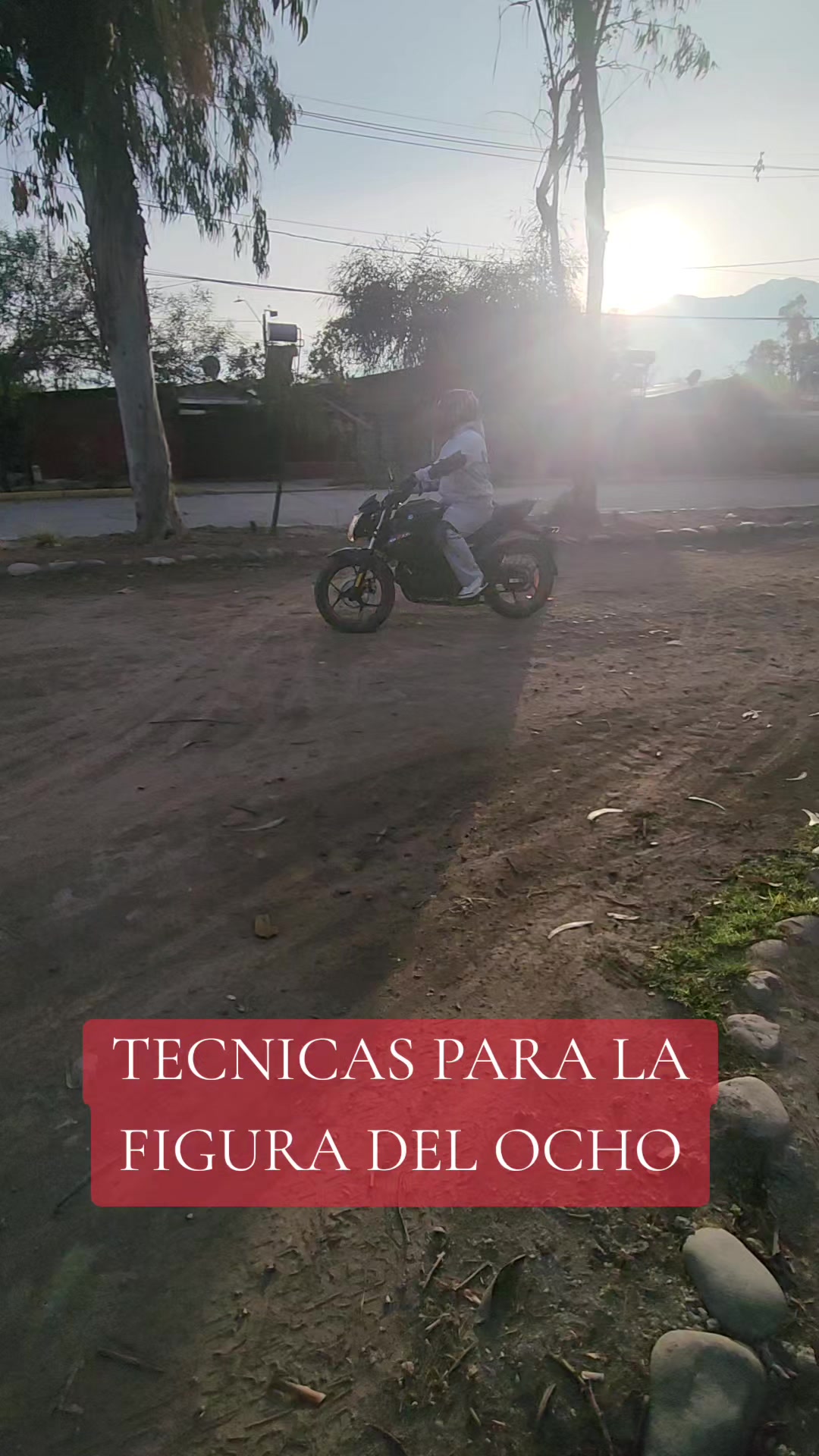 @CLASESDEMOTO.GIXXERMANIA