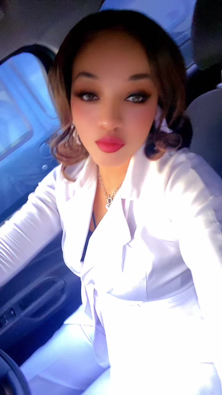 @👑Queen&ensp;Chichi👑