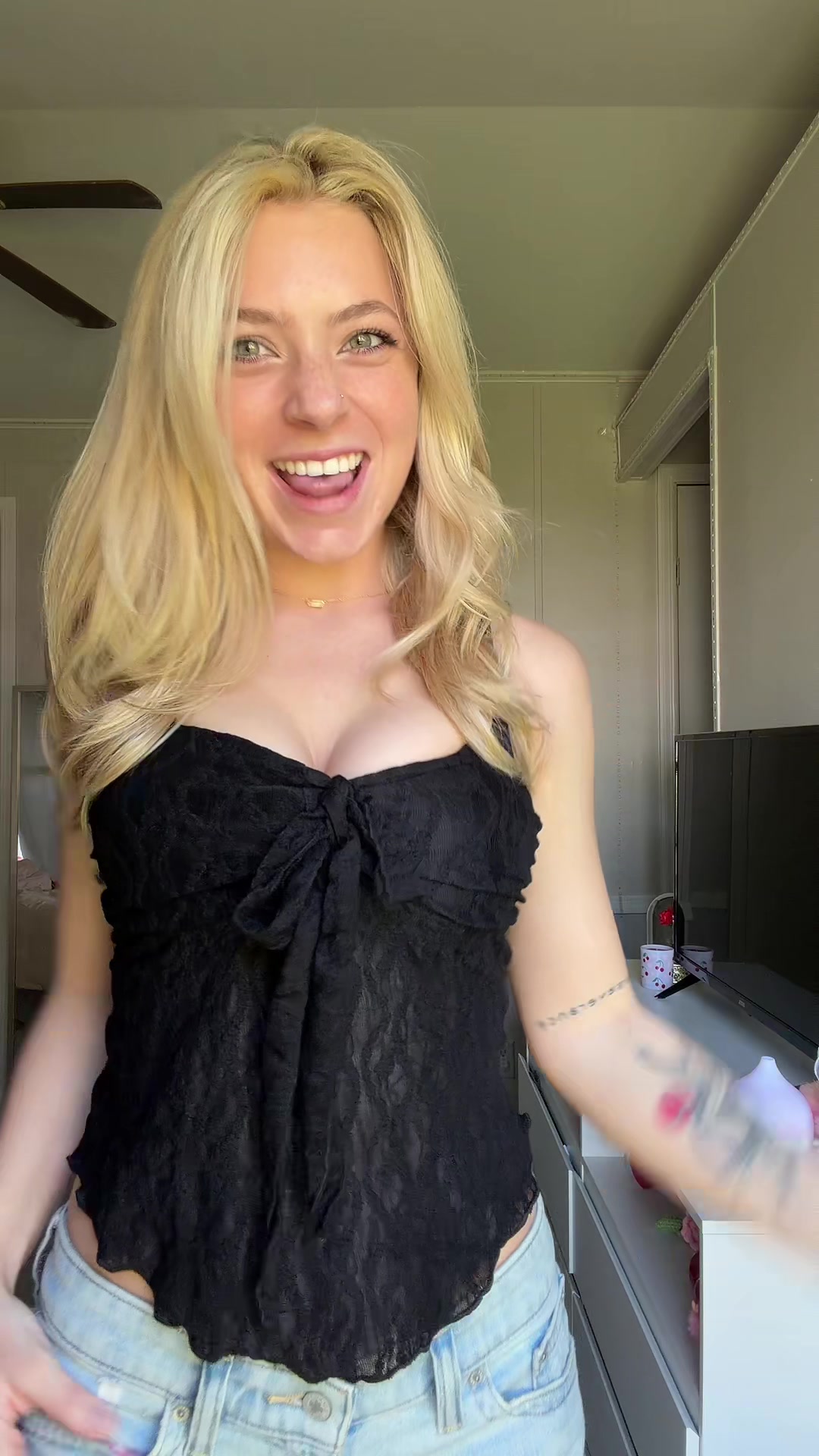 @KallieLynnn