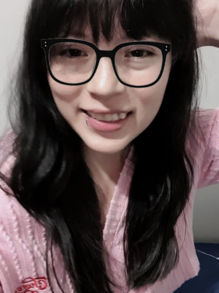 @Naydú🖤🌱
