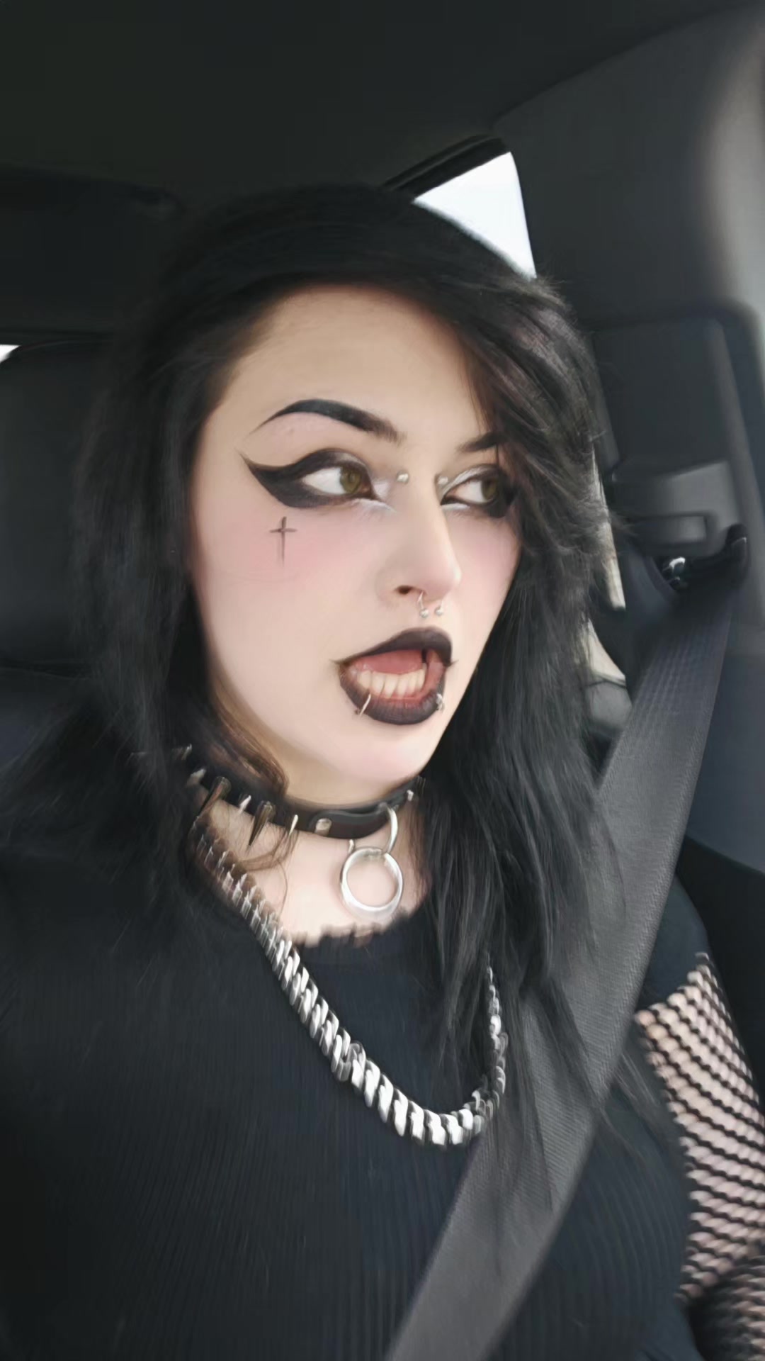 @⸸ᴾᴴᴵᴾᴴᴵ⸸