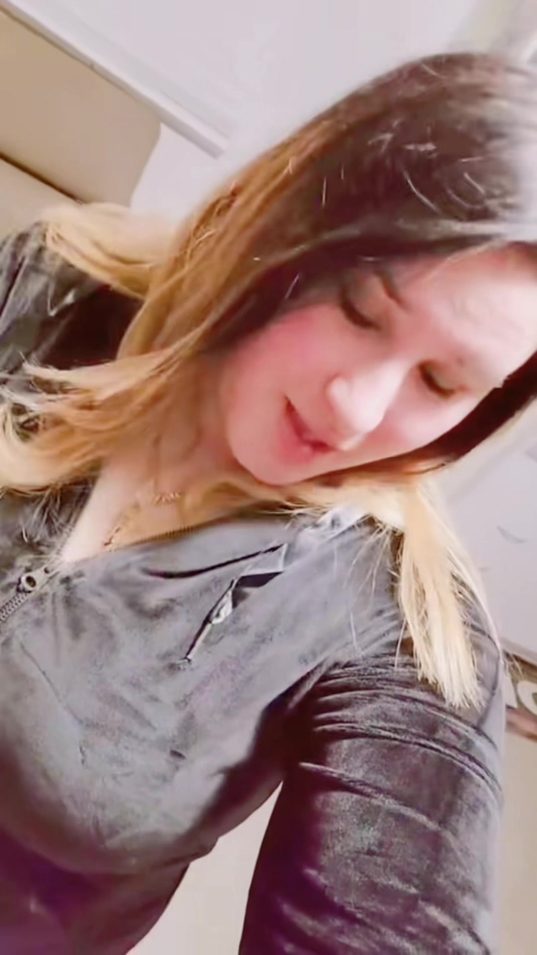 @__tinaaa1598__