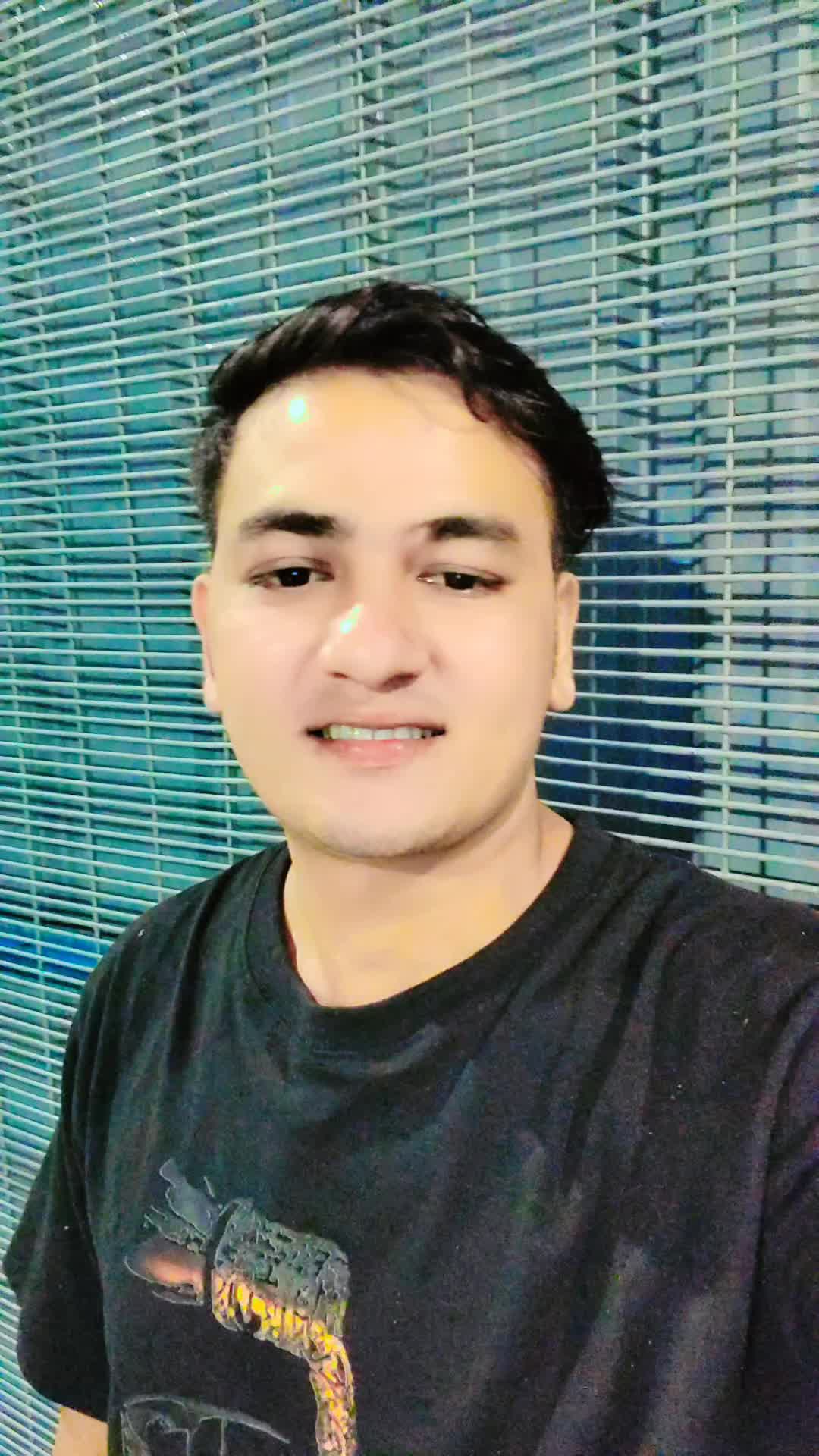 @Aniket singh😘