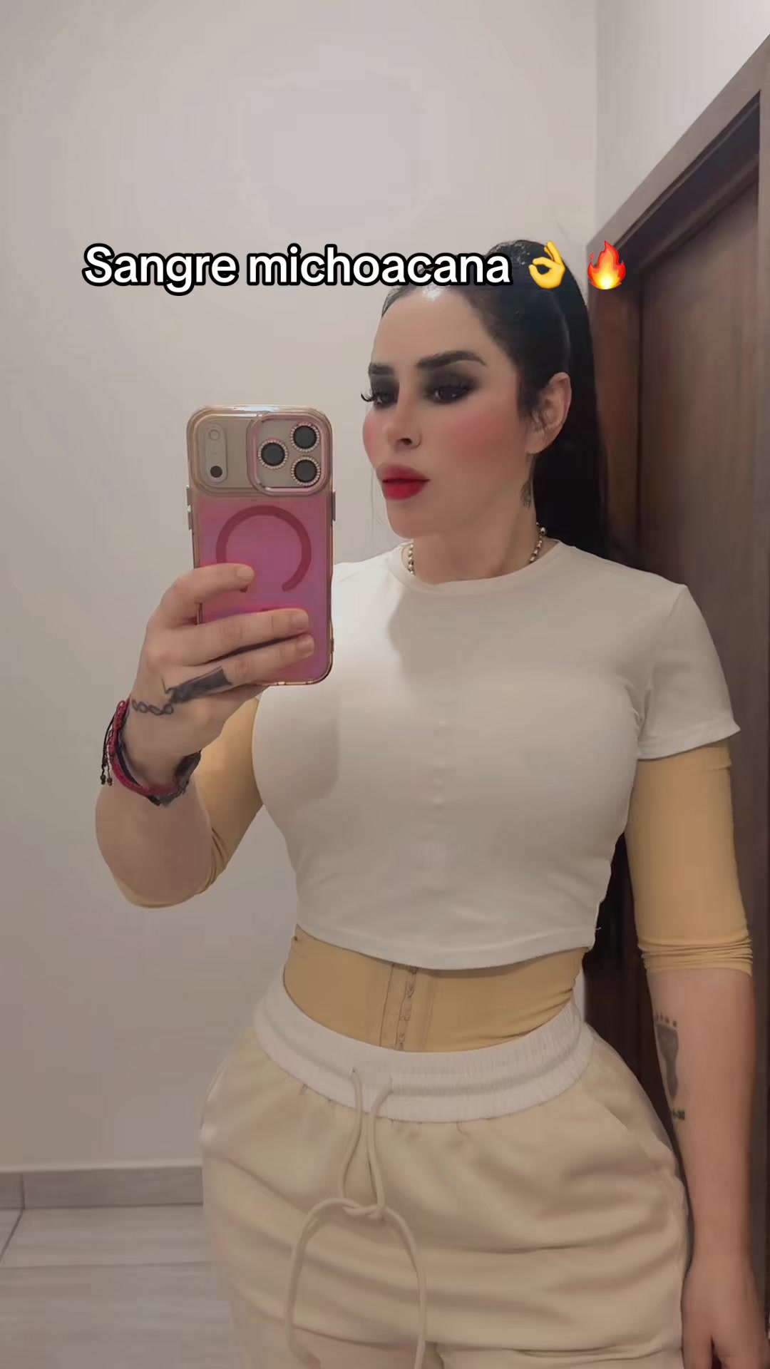 @Mary Zuñiga