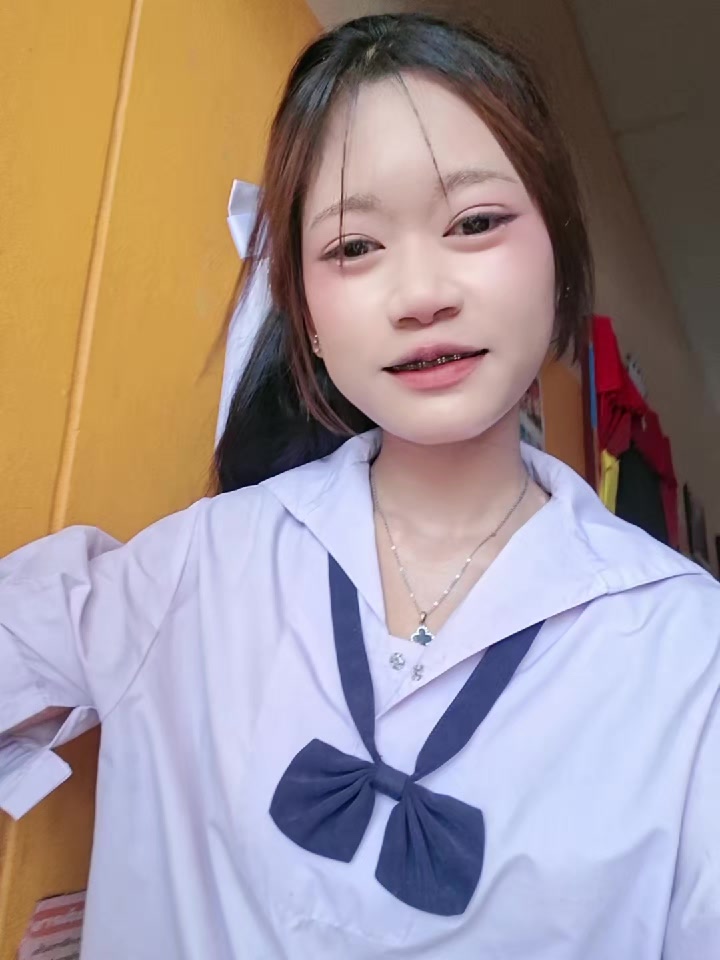 @: นิดกมน.🐉