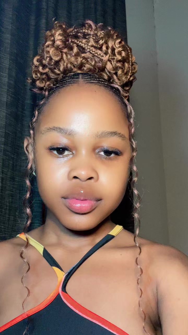 @Amandaaa🐅🍒.