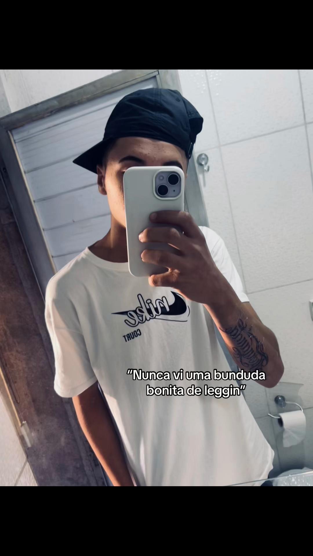 @menochefee77