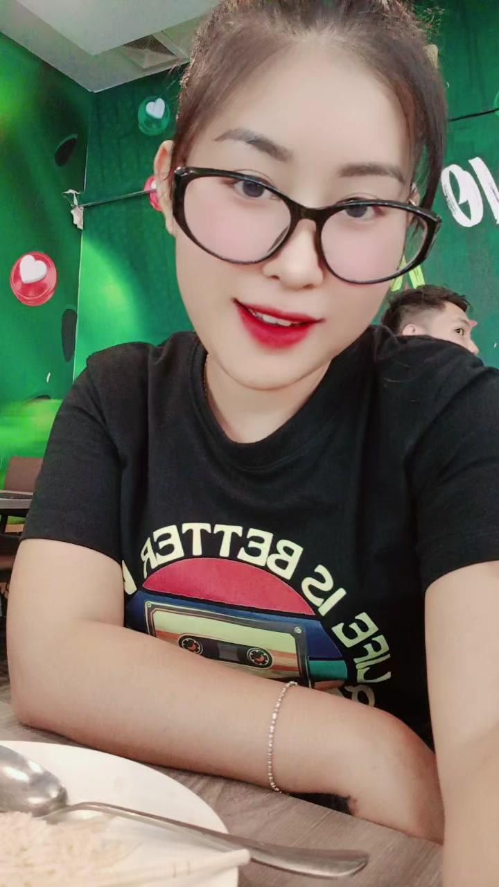@🐷Piggylayzarzar 🐷