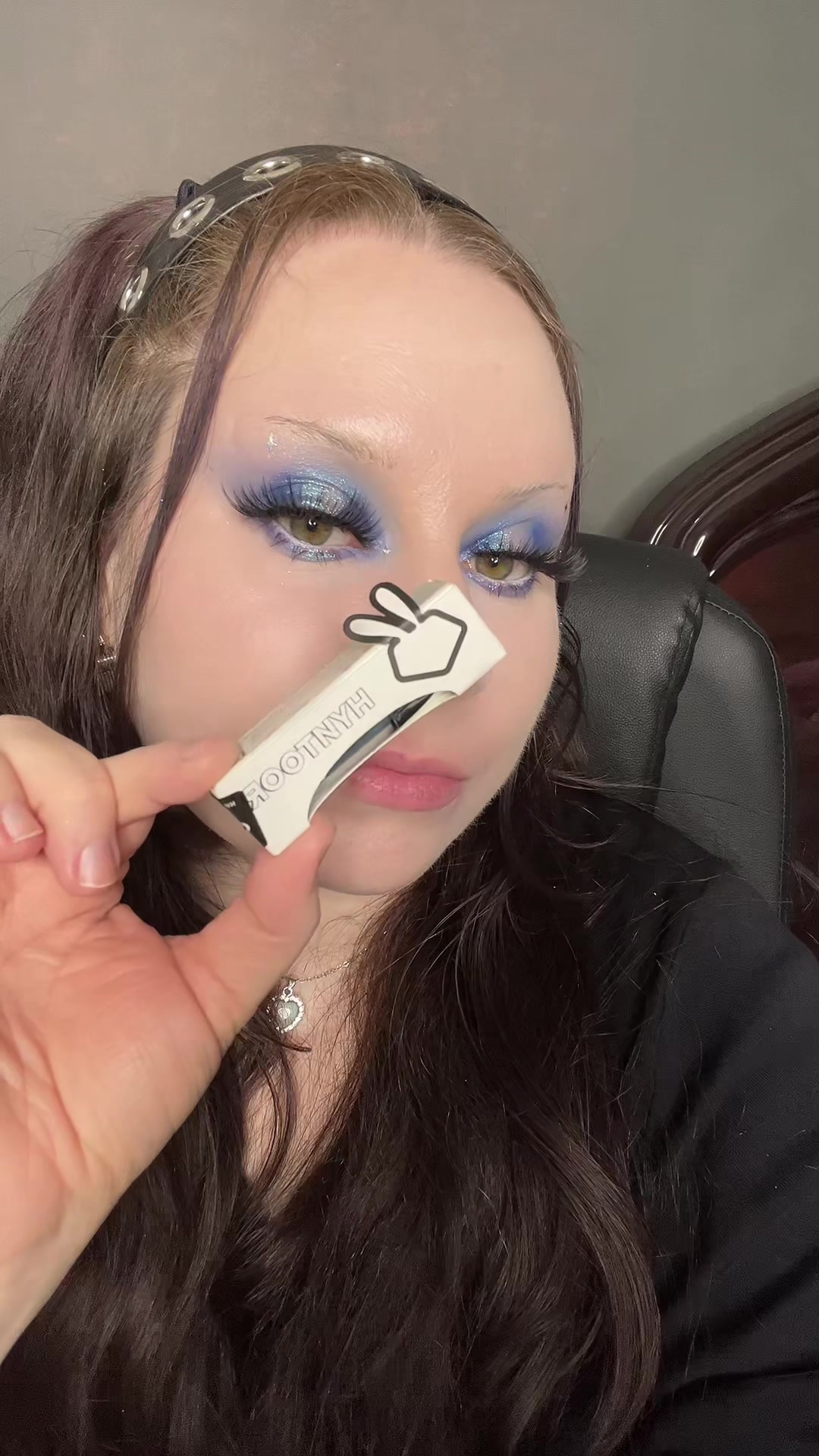 @ℭ𝔥𝔢𝔶𝔢𝔫𝔫𝔢 🖤🕷️