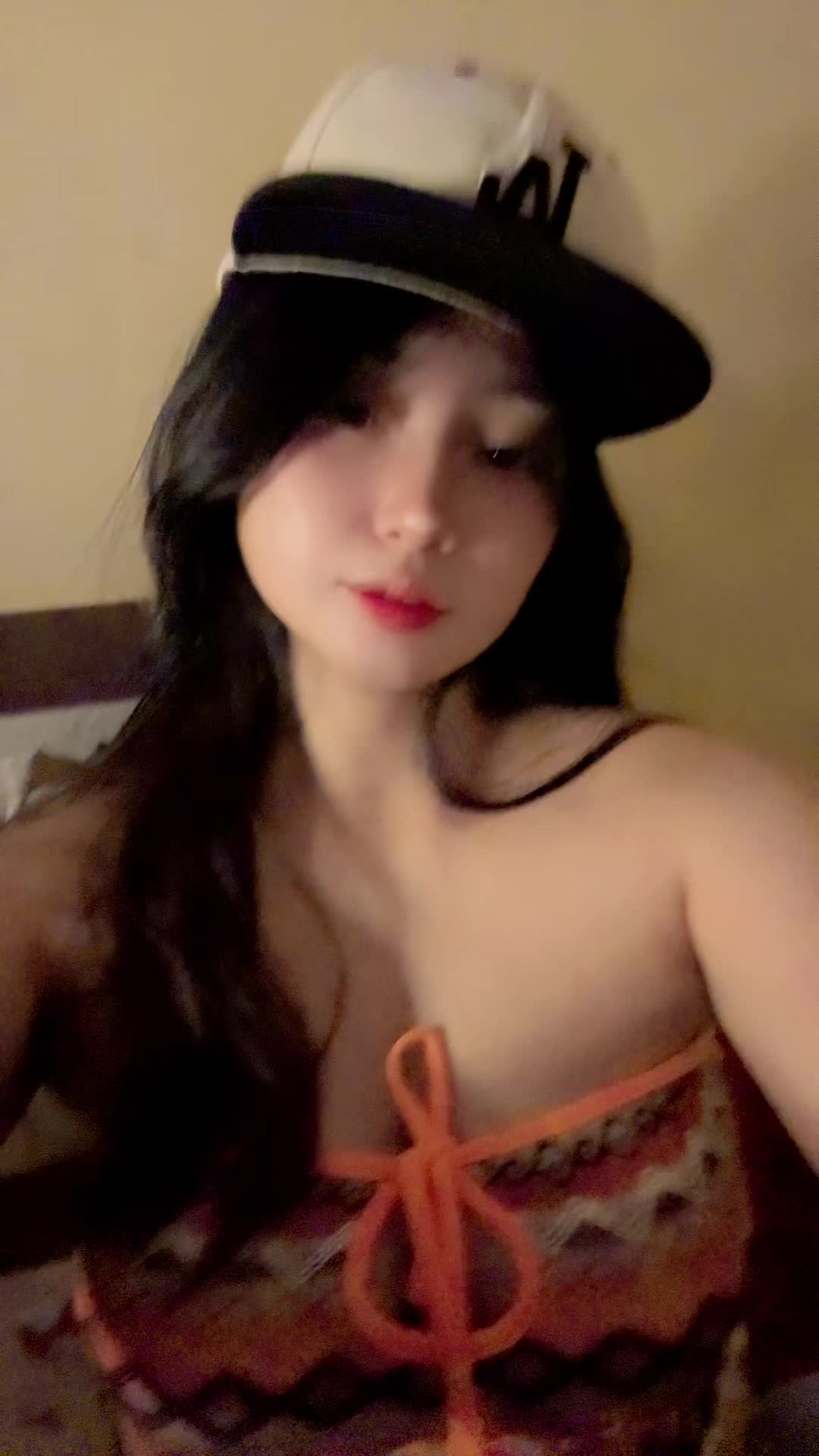 @nicolee