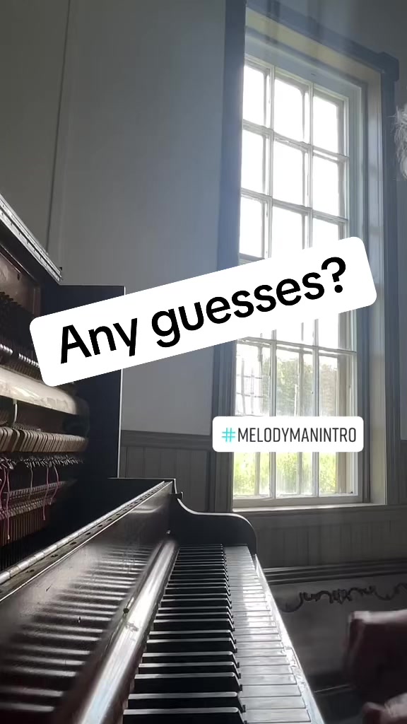 @PEI Sunsets & Old School Piano