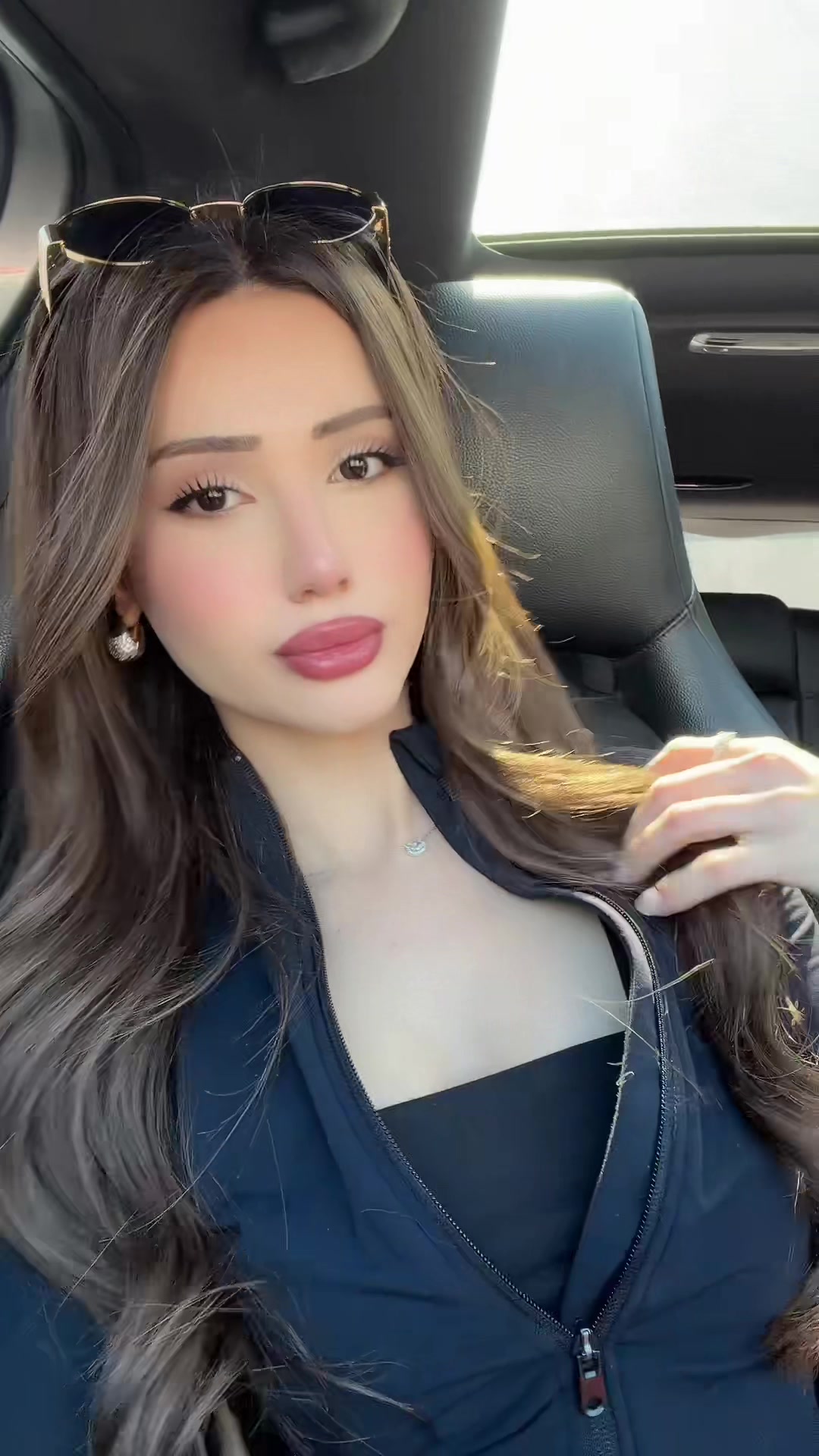 @Efsa Özgür