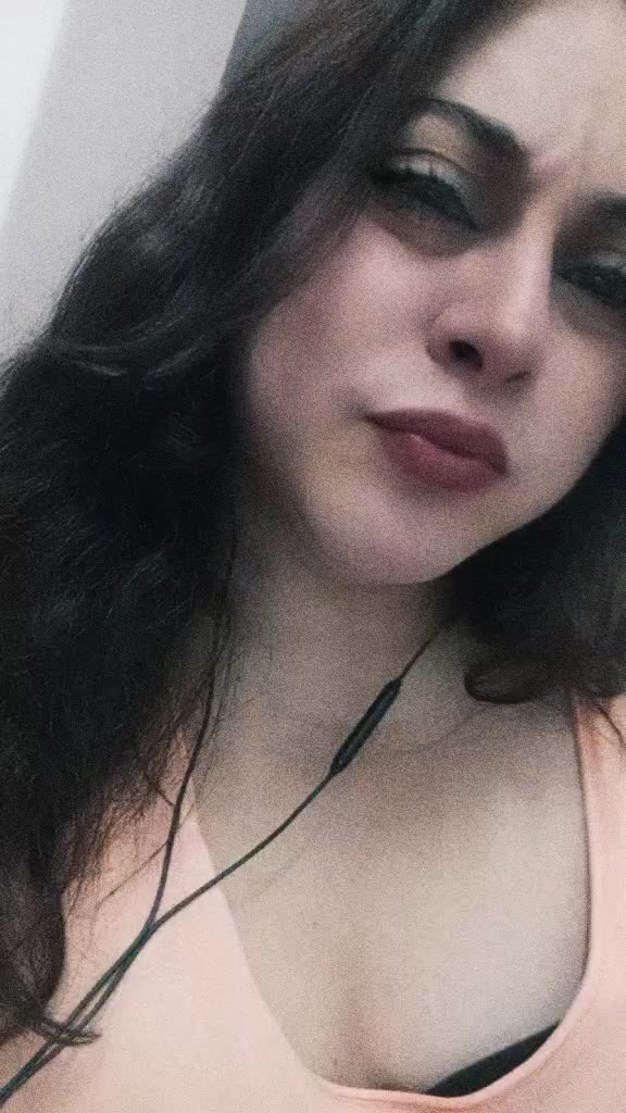 @Roxanna