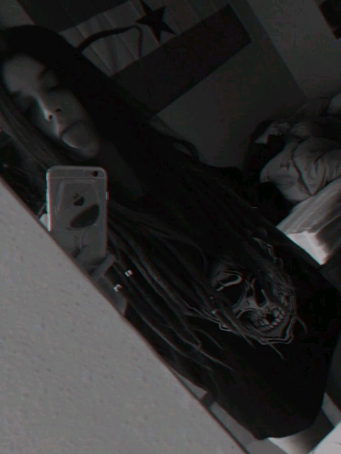@deadinside.