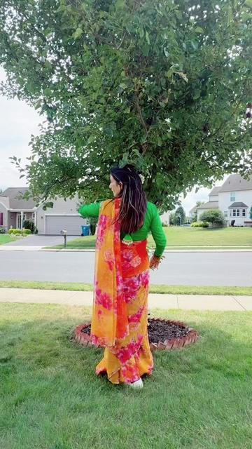 @Queen_Diya02