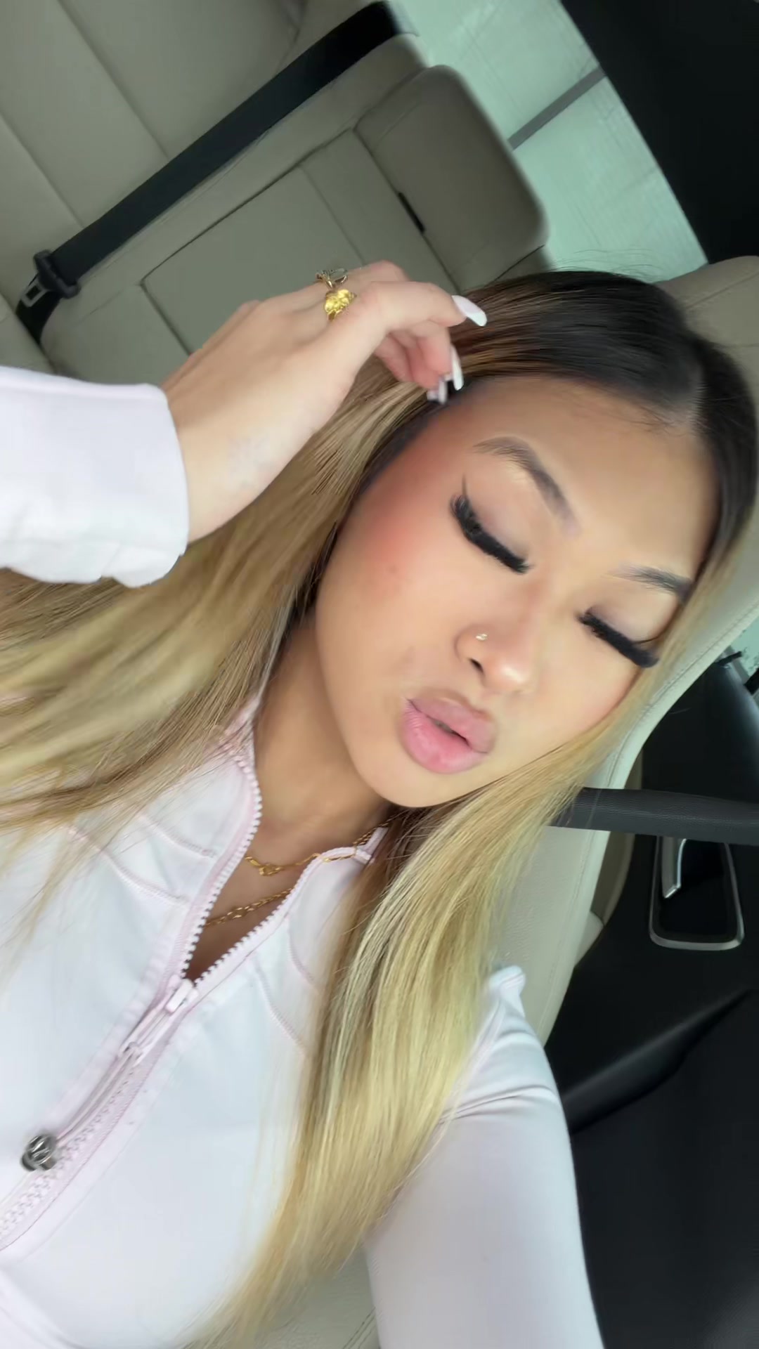 @nini