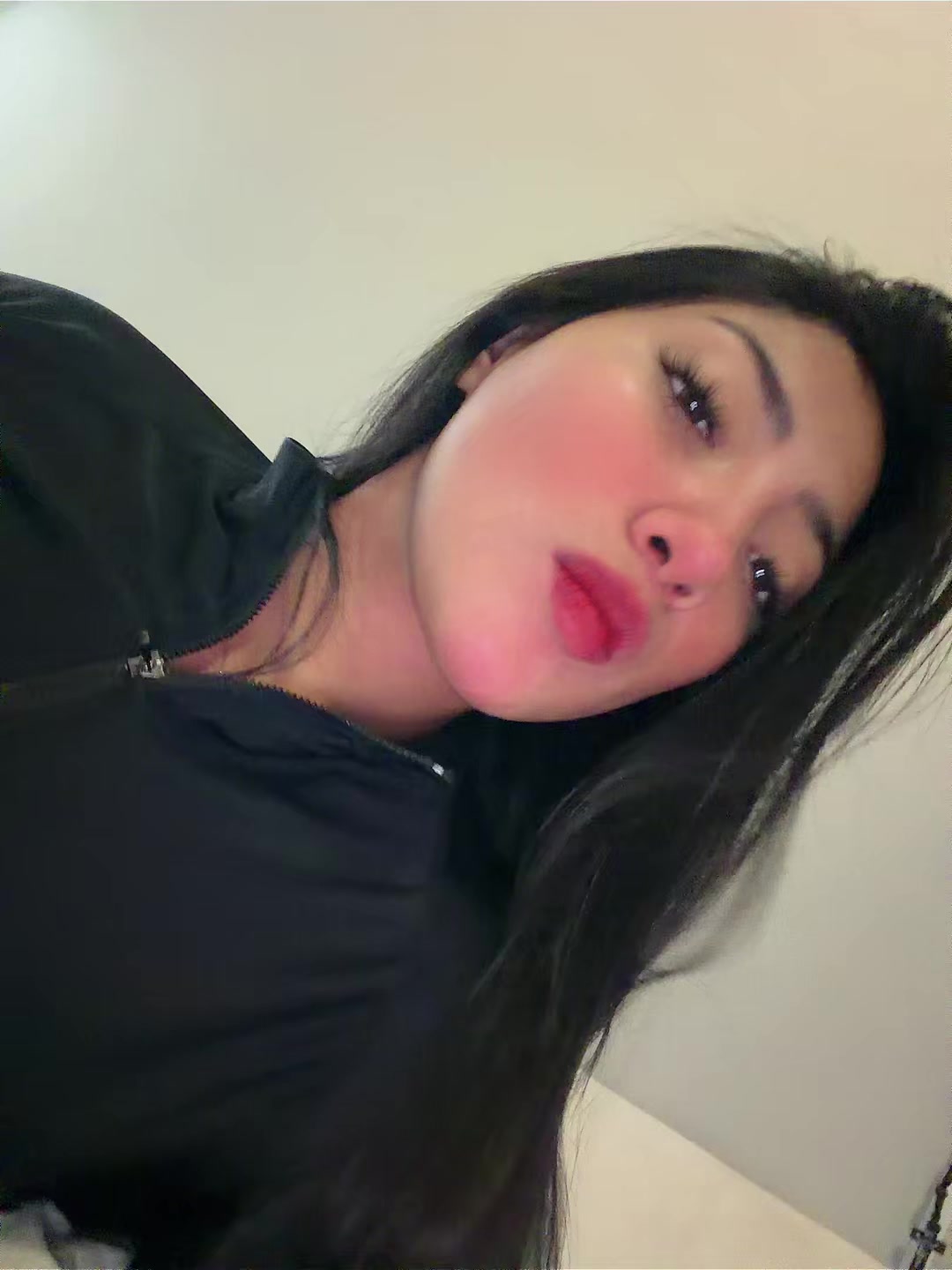@NIKII🫦