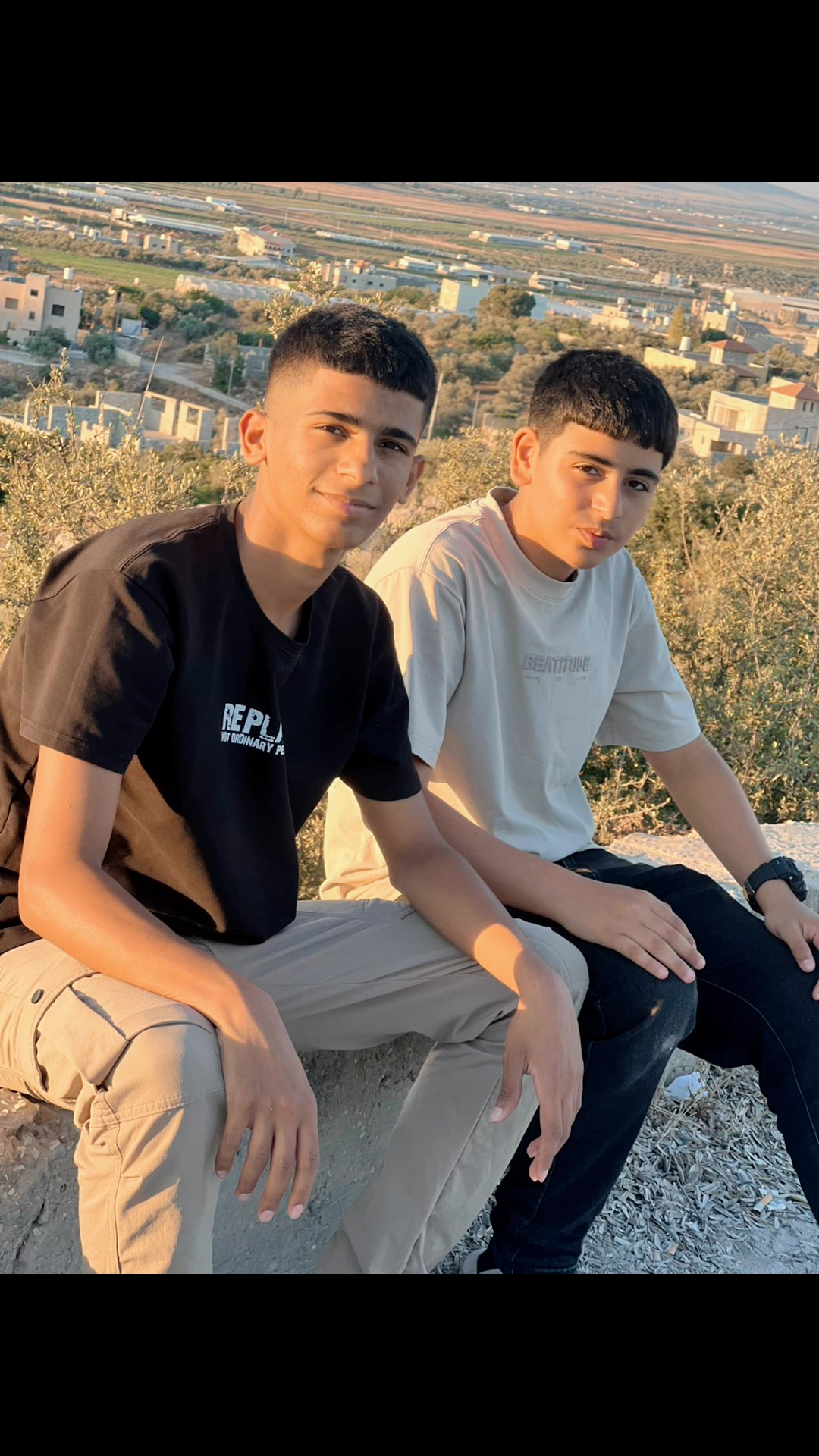 @آدَم نـَوَاهِـضَة