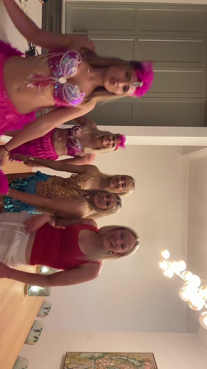 @domsspam_