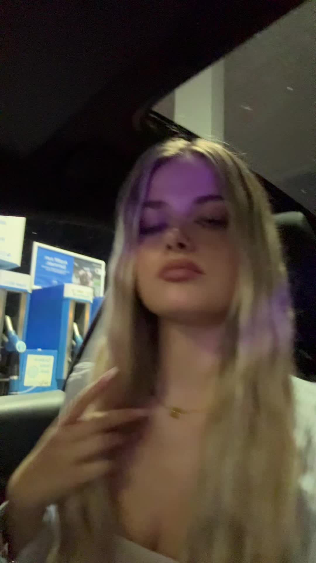 @Lia