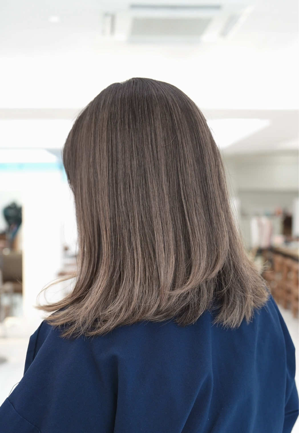 @ROYALSALON