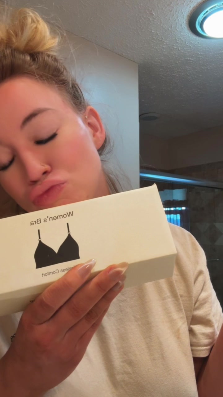 @Kkayy