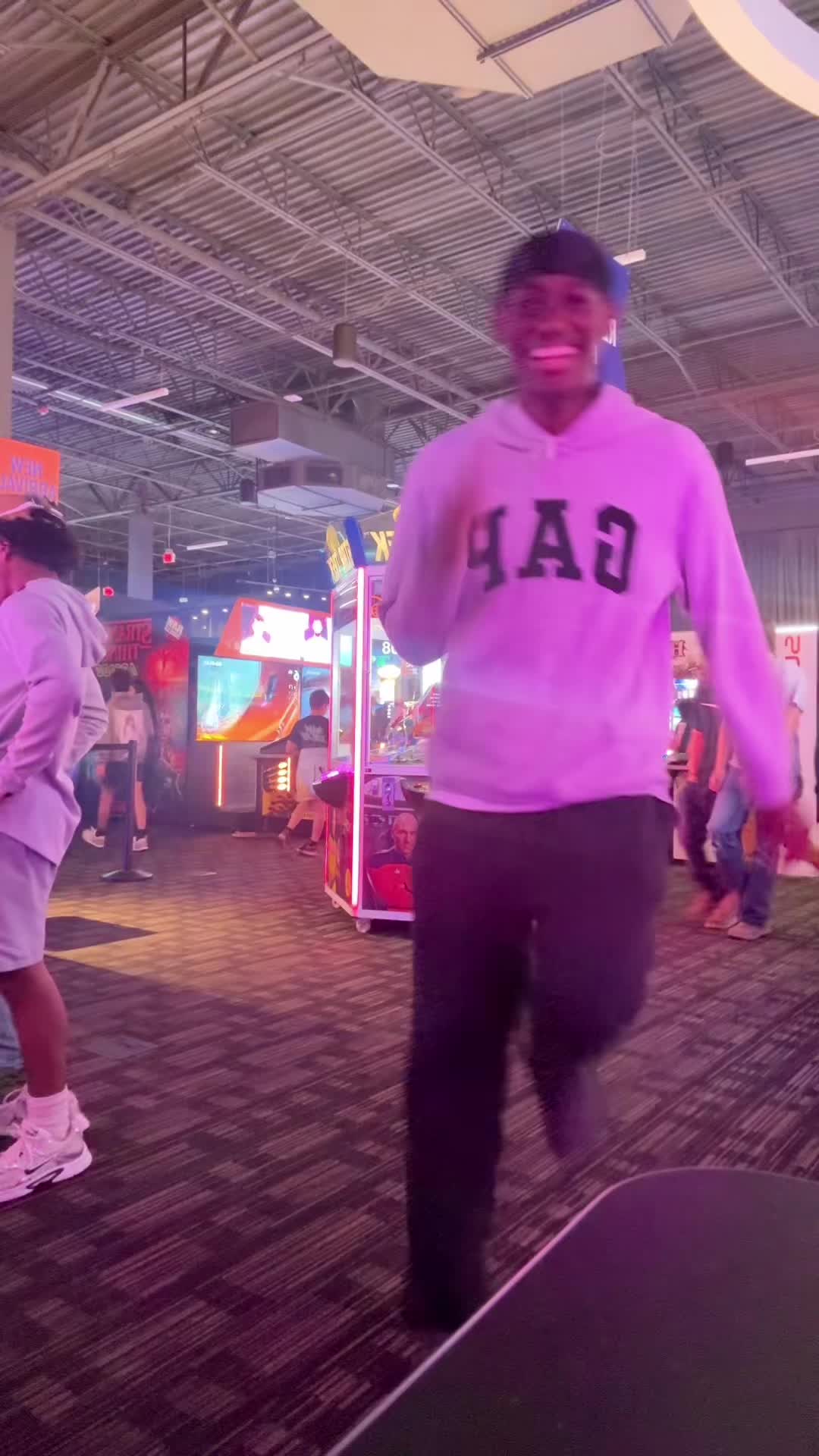 @️