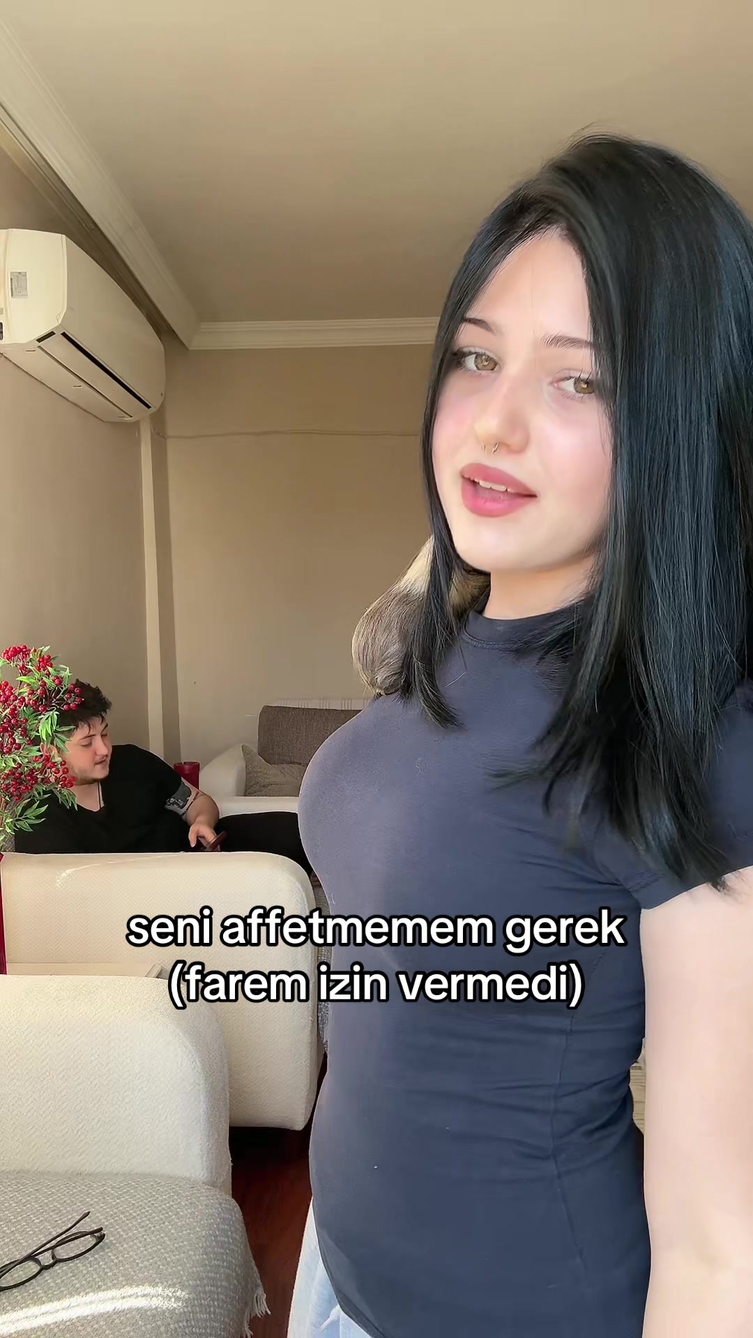 @alminadirenn