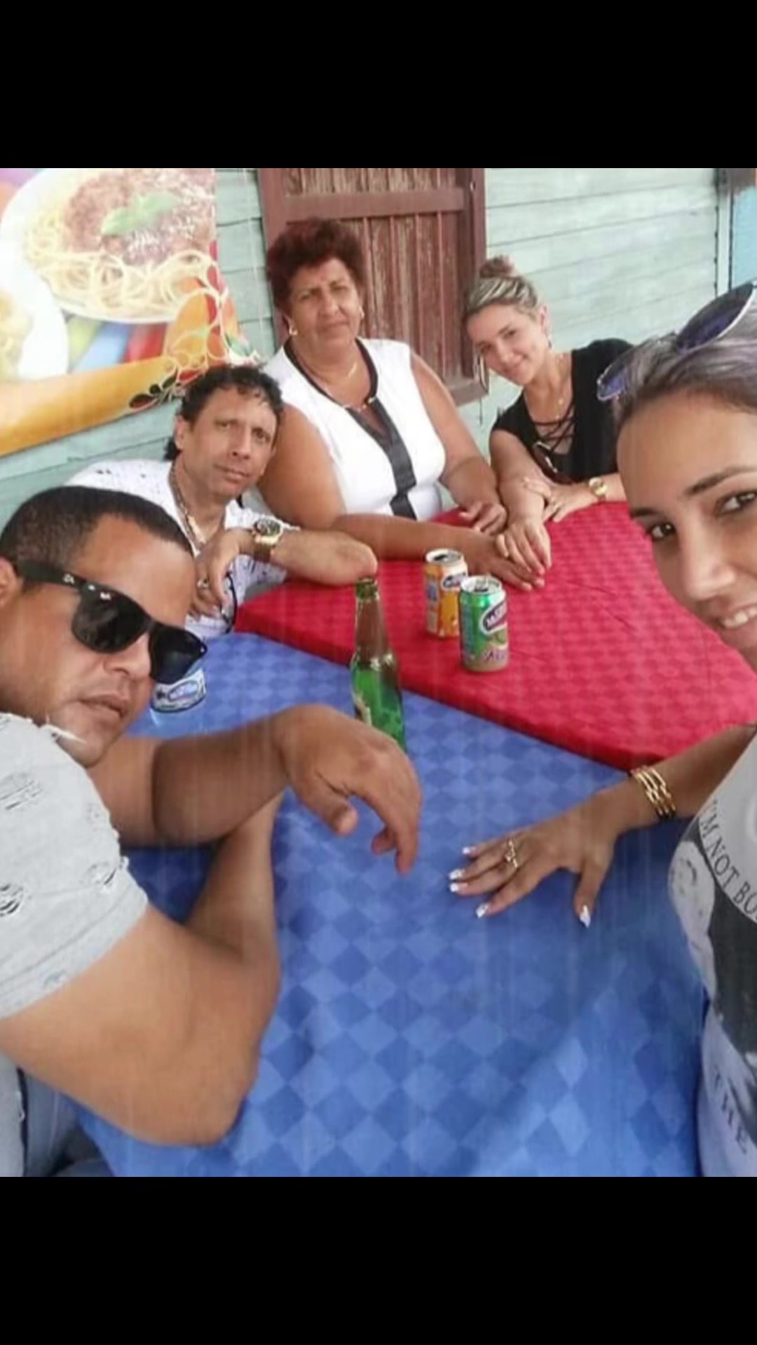 @yaile.com