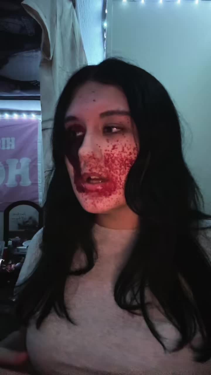 @Bree🦇