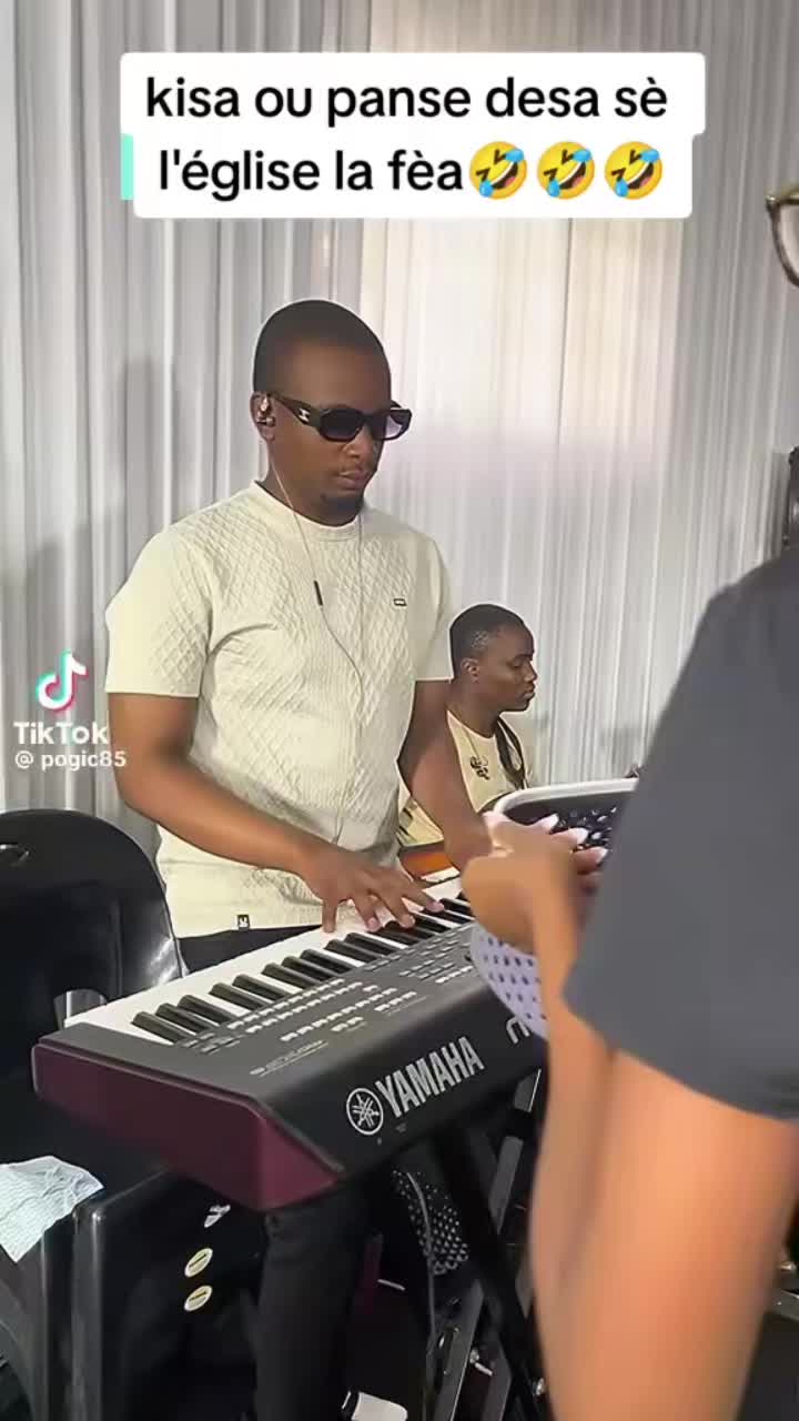 @🍆Plen_Tou_Official🥷