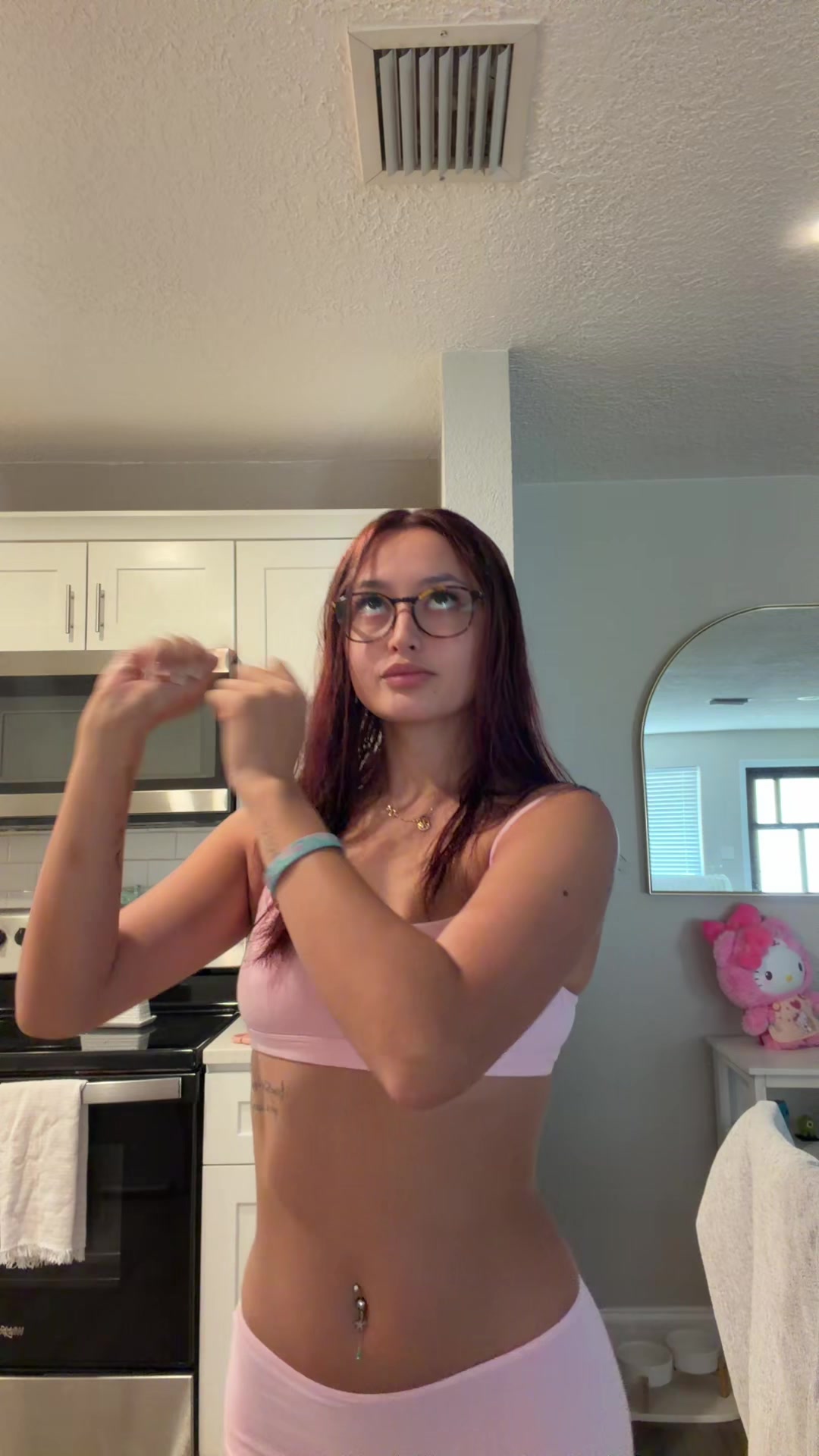 @calieskyee