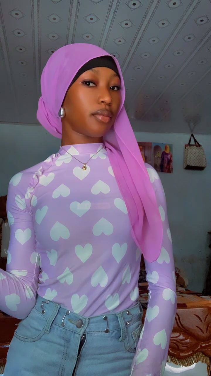 @<<🧕🦋F ❤️ONE💗27