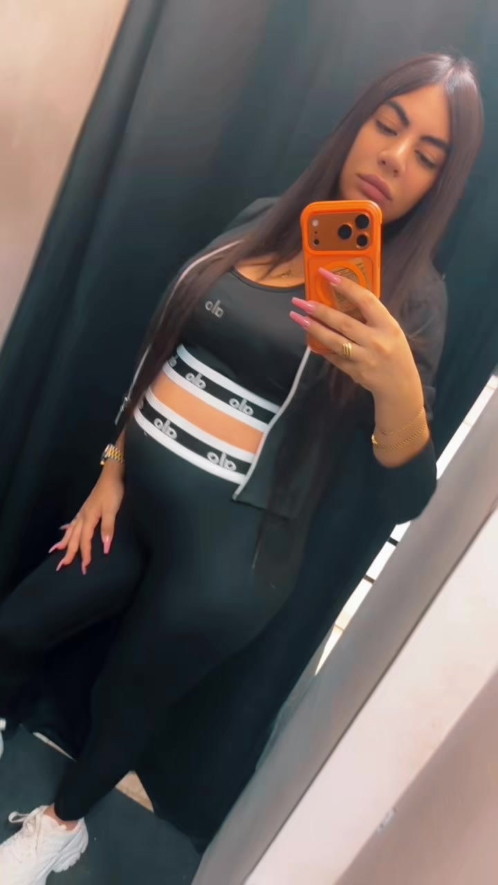 @rachelkahale