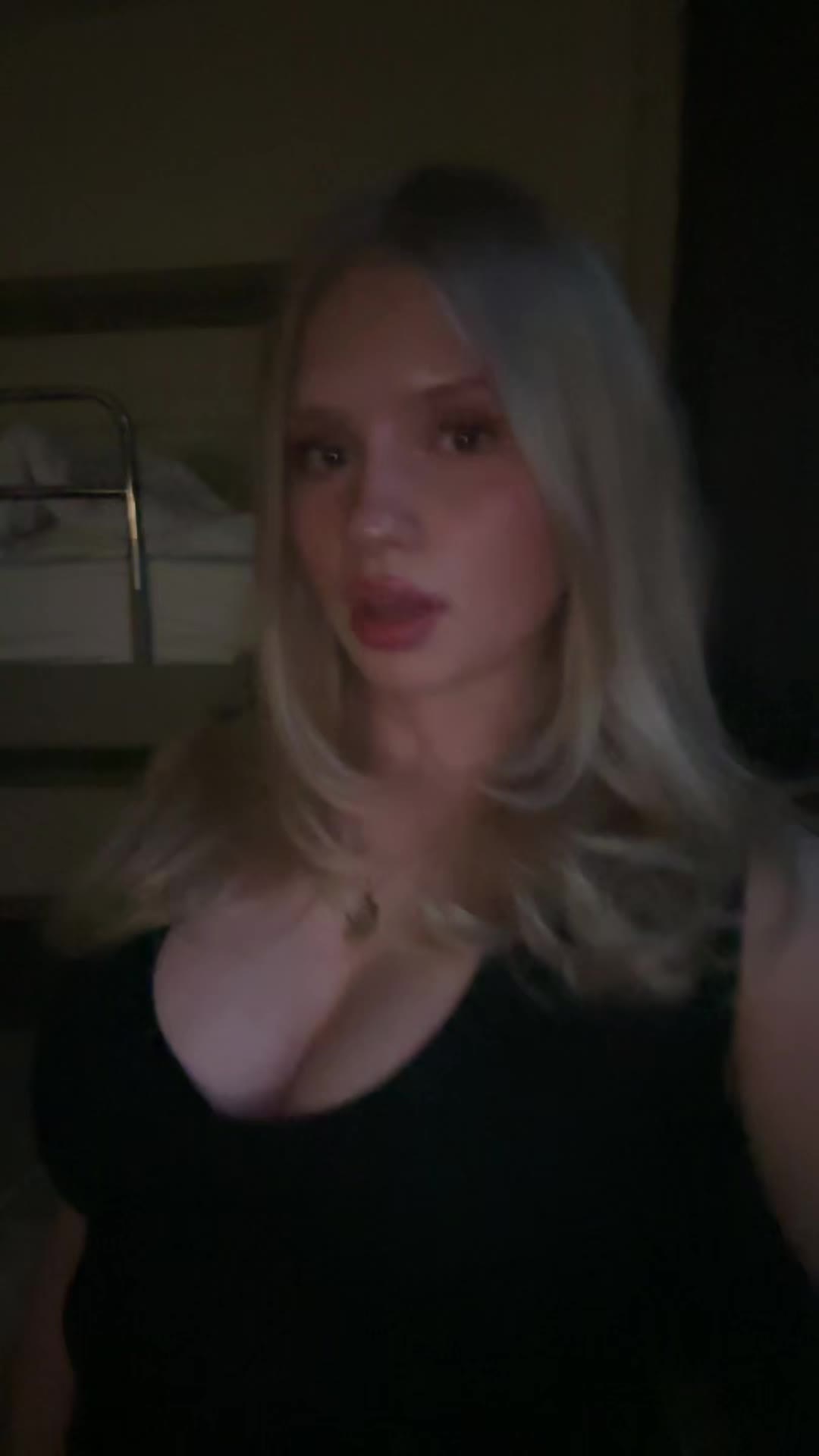 @caro