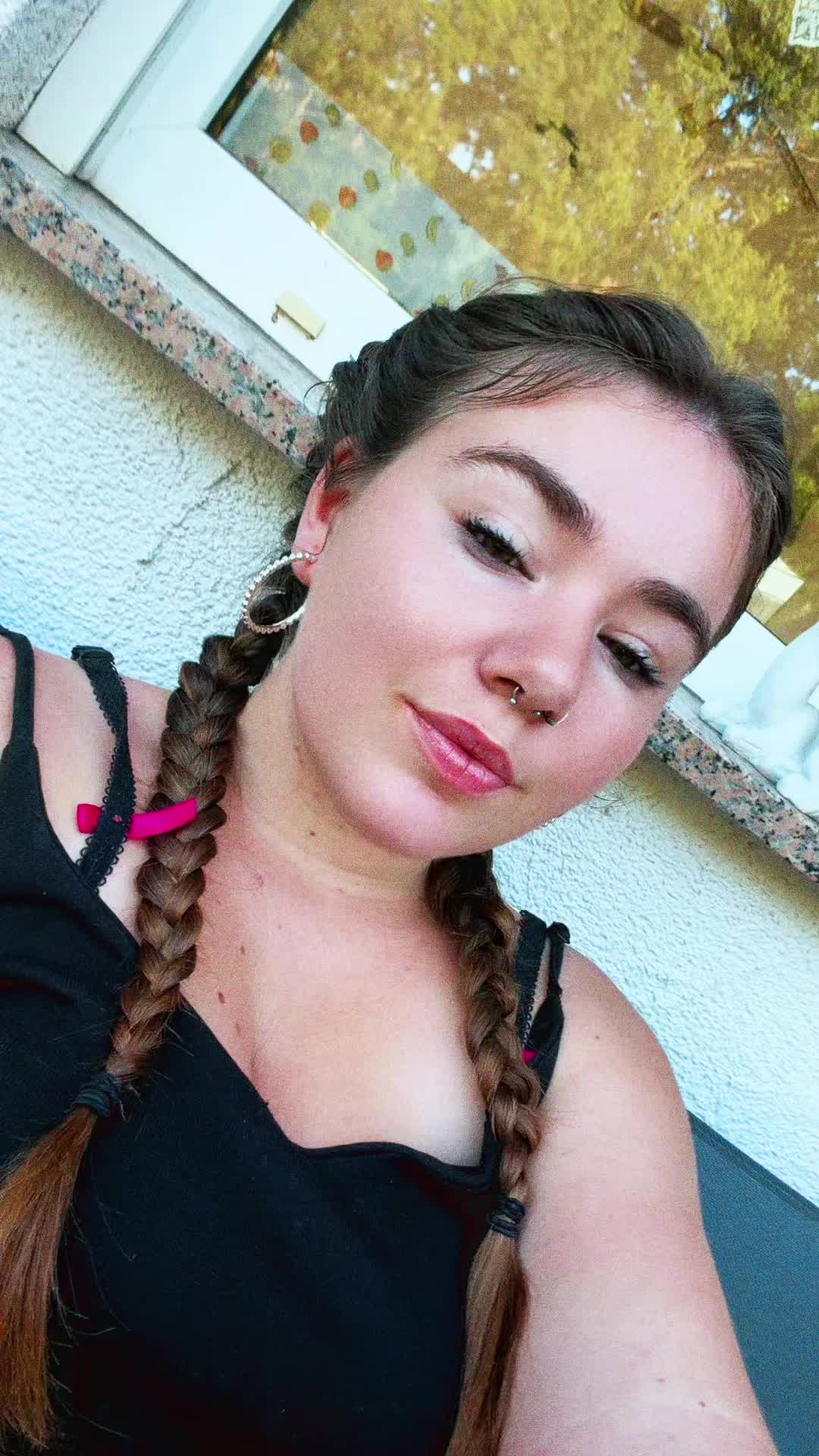 @Yvi22.3.2024